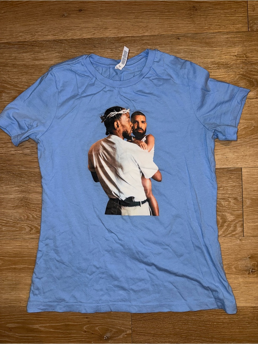 Source Unknown Light Blue Graphic Short Sleeve Tee